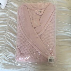 NWT Ulta Beauty Plush Pink Robe